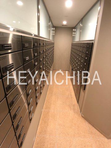 Brillia Tower 上野池之端のその他共用部分|メールボックス・宅配ボックス
