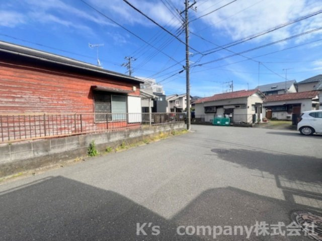 茅ヶ崎市南湖5丁目　売地の前面道路含む現地写真|前面道路の様子です◇