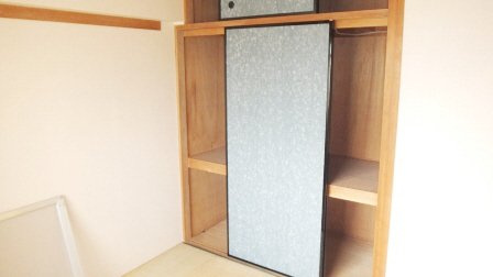 アミカル高橋の居間・リビング|北側和室収納