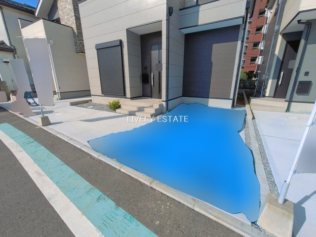 草加市手代1丁目 新築分譲住宅 全3棟 2号棟の駐車場