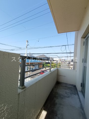ウィズダムハウスⅡのバルコニー