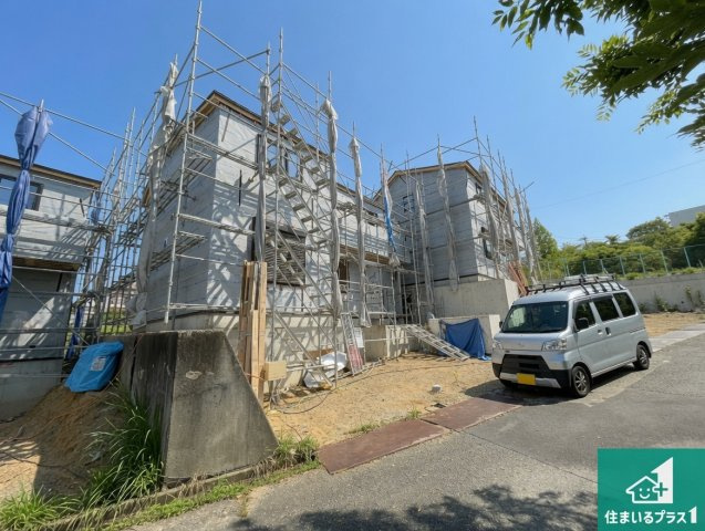 神戸市西区美穂が丘　新築一戸建ての外観|周辺は落ち着いた街並みの住宅地！子育てがしやすい住環境です！まだ未完成ですが、現地でしかわからない事もございます。是非一度ご覧ください。