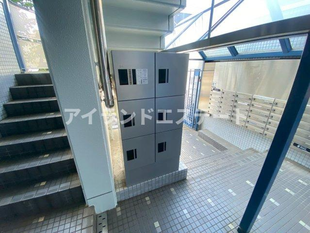 ステップス三軒茶屋　駅近　事務所可　宅配BOXの設備