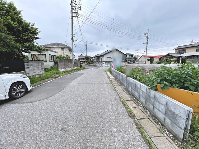 新築戸建・新築建売　伊勢崎市田中町第2　宮郷小学校・宮郷中学校の前面道路含む現地写真