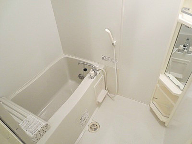 レセンテ梅が丘の浴室