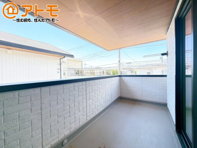 【バルコニー】 | 駿東郡清水町伏見　新築一戸建て　全2棟 | インナーバルコニーはお出かけ中の急な雨でも安心♪