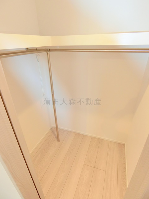 シーズンフラッツ大森西の収納|収納　ウォークインクローゼット