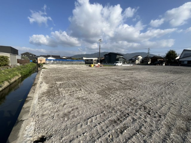 鏡町下村土地の外観