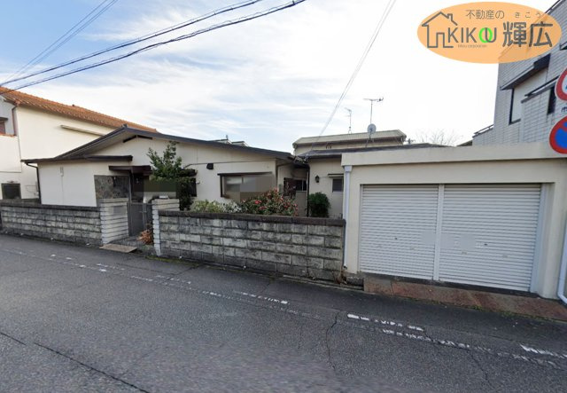 加古川市新神野4丁目　土地の前面道路含む現地写真