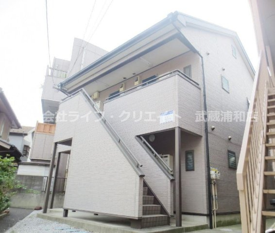 戸田市美女木２丁目のアパート