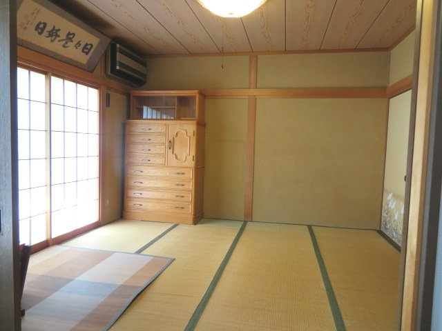 高崎市吉井町南陽台　中古1680の和室|１階和室