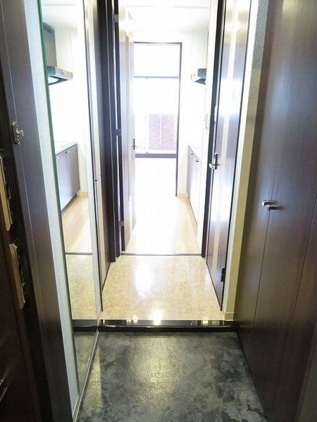 プレジオ都島の玄関