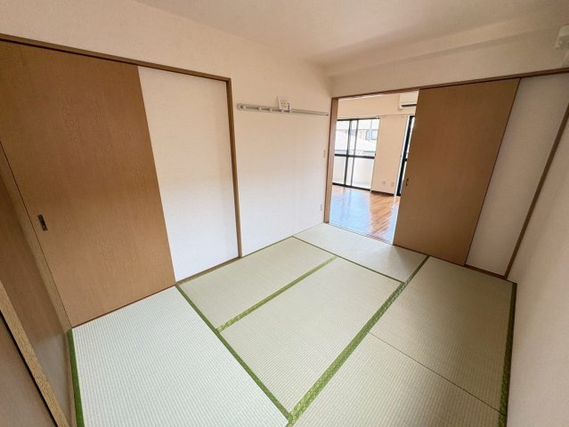 シーサイドスクウェア 弐番館の和室