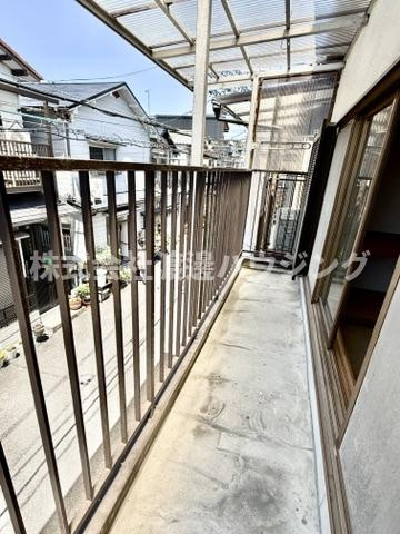 ジョンヴィラ大西町のバルコニー