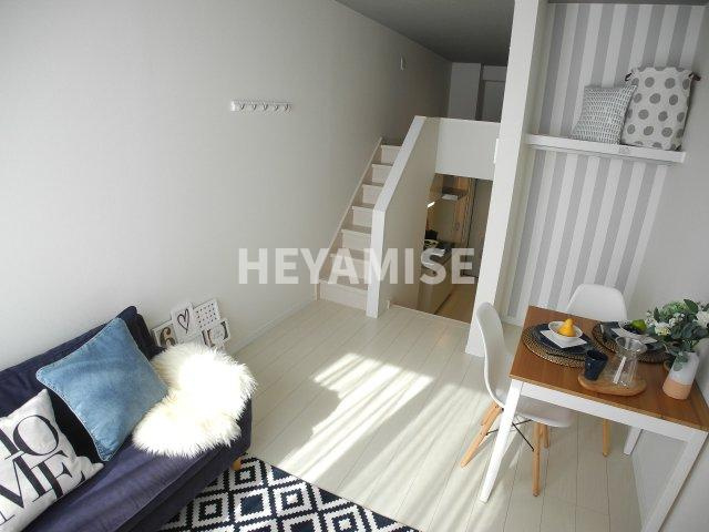 エルモーサ・Reiの内装|スキップフロアのお部屋　※モデルルーム