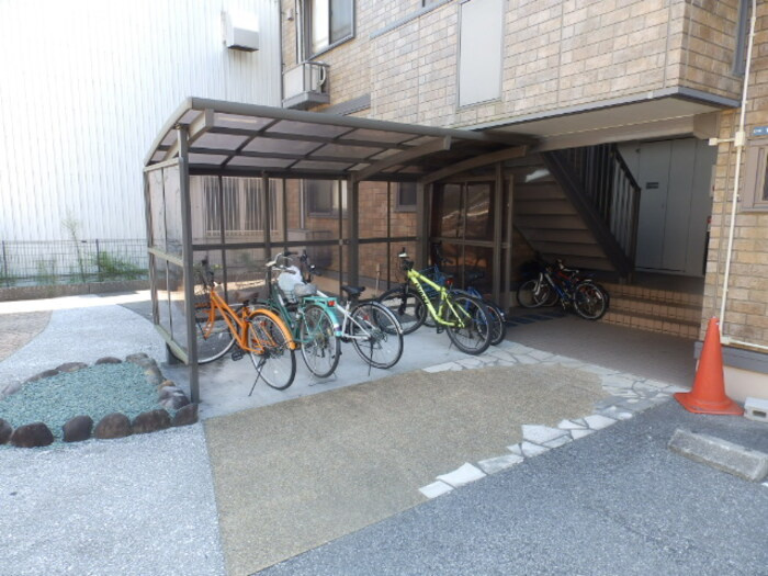 ビレッジ北久保 B棟のその他共用部分|駐輪場
