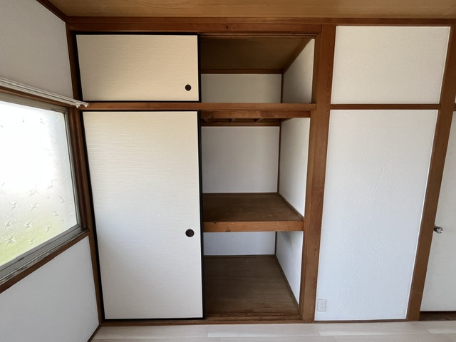山中田貸家の収納