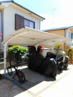 【駐車場】