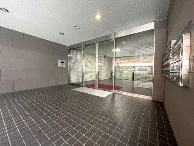 KBCマンションユーハイム赤坂南のその他共用部分|防犯面に配慮したオートロック