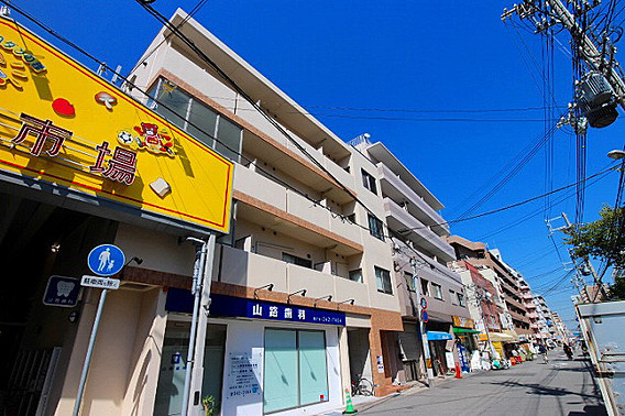 ビリオン日暮