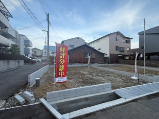 【前面道路含む現地写真】 | 池田市天神2丁目新築戸建（2号地）