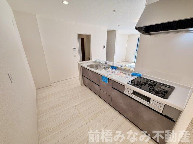 【新築】高崎市石原町第24　６号棟(全６棟)　リーブルガーデン　新築建売分譲のキッチン|きれいなキッチンです