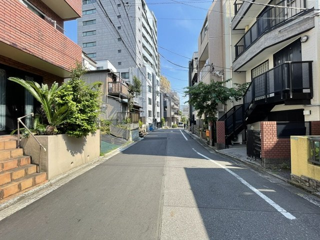 文京区大塚５丁目売地の前面道路含む現地写真