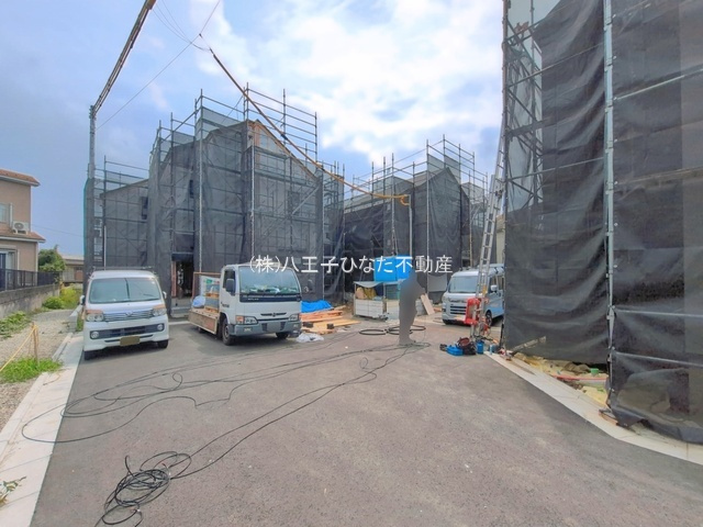 『八王子市新築戸建て』八王子市上壱分方町359-5【仲介手数料無料】　２４－２期の前面道路含む現地写真|～仲介手数料無料☆八王子ひなた不動産～八王子市上壱分方町　新築戸建て