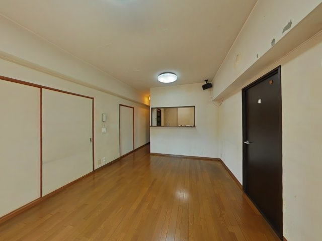 アバンテ岡山壱番館の居間・リビング