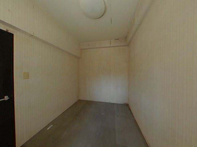 アバンテ岡山壱番館の洋室