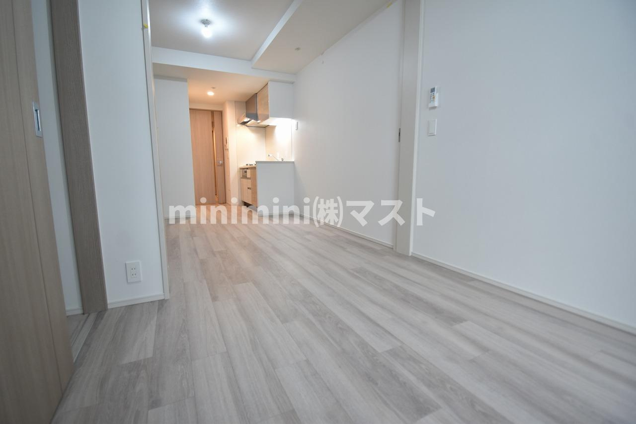大阪市中央区淡路町３丁目の賃貸マンションの居間・リビング