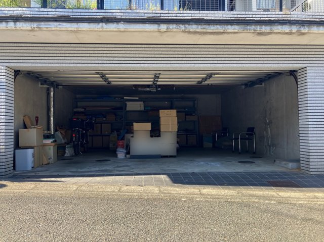 【駐車場】 | 桂坂 御陵大枝山町五丁目 一戸建 | 車庫　34.56㎡　　車高1700・幅4600・奥行5700
