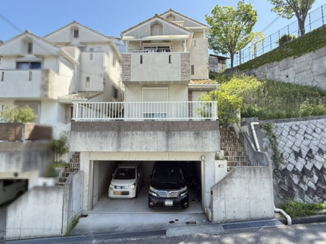 桃山台1丁目戸建