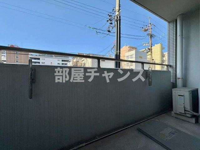 FLAT12のバルコニー