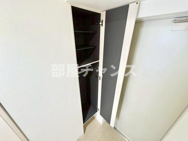 モン ヨイーエの収納