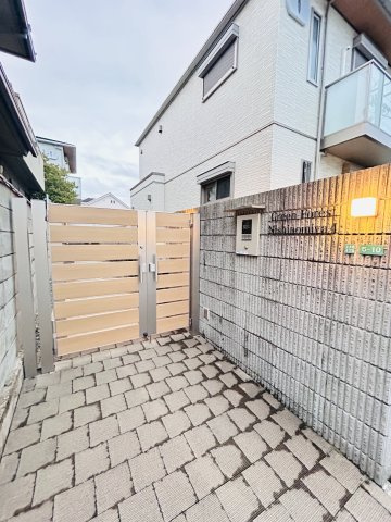 【エントランス】グリーンフォレスト西宮4
