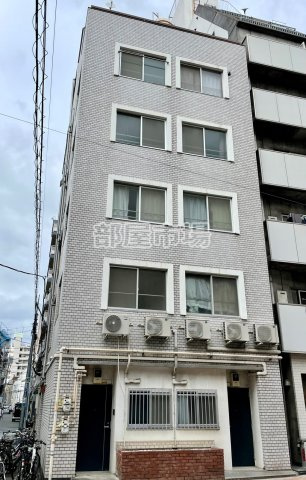 吉川ビルの外観