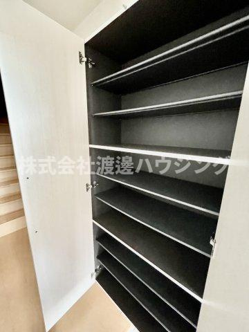 ブリリアント ロックの収納