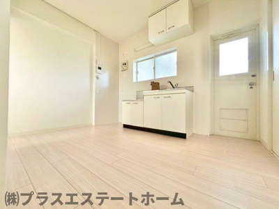 【居間・リビング】 | メビウス駒が林レジデンス