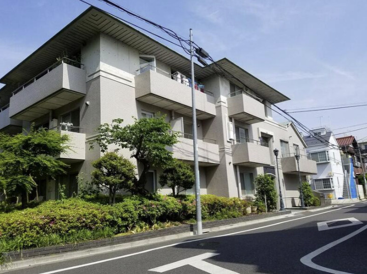 リビエール宮の坂