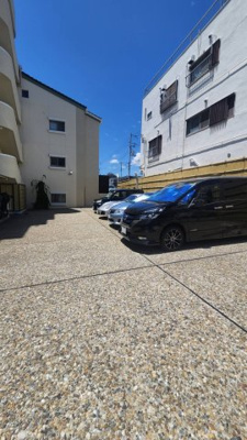 【駐車場】 | ブルーミンメドー本山