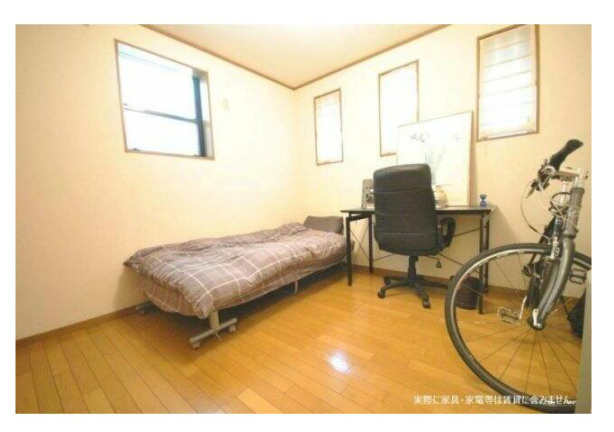 経堂1丁目戸建の洋室