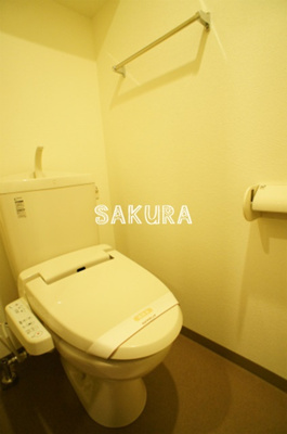 【トイレ】 | ノーブルヒルズ | 落ち着いた色調のトイレです♪