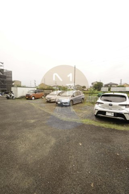 【駐車場】 | フォーレスト城北B棟 | 駐車場があります