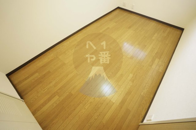 【その他】 | フォーレスト城北B棟 | 床です　※参考写真です