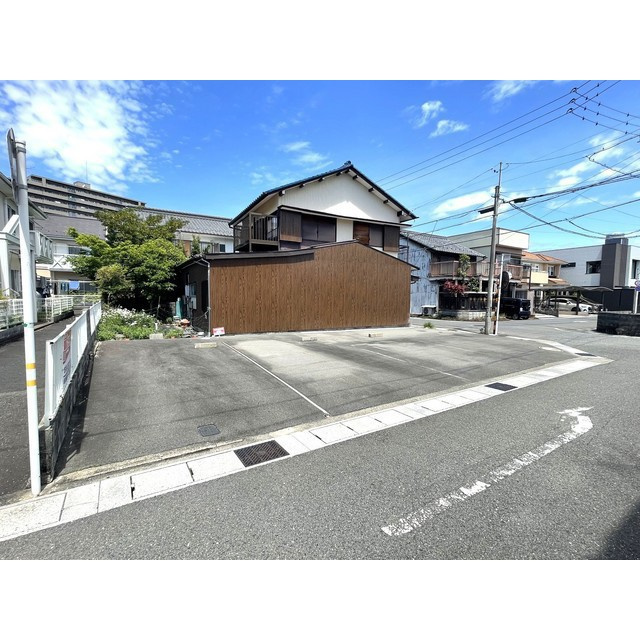 岐阜市松原町の駐車場