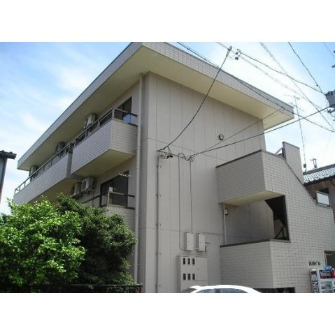 岐阜市早田東町１丁目のアパートの外観