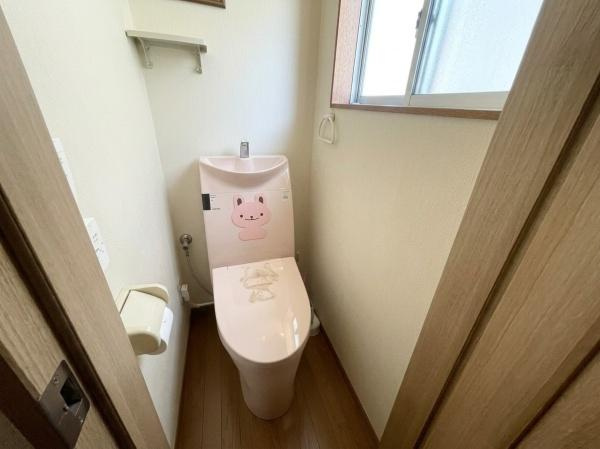 【トイレ】 | 大阪市旭区太子橋1丁目　中古テラスハウス | こちらの画像は、AIを用いて家具等を消しております。