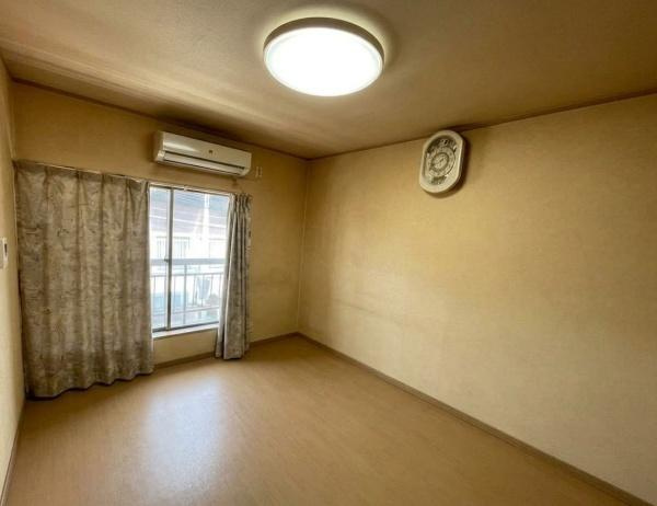 【洋室】 | 大阪市旭区太子橋1丁目　中古テラスハウス | こちらの画像は、AIを用いて家具等を消しております。