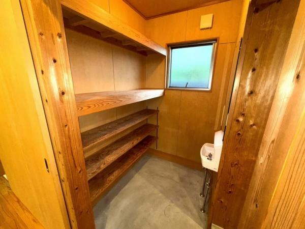 宮崎市宮の元町・中古戸建の玄関